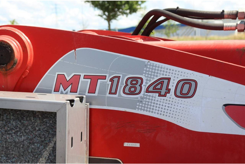 رافعة تلسكوبية Manitou MT 1840: صورة 18