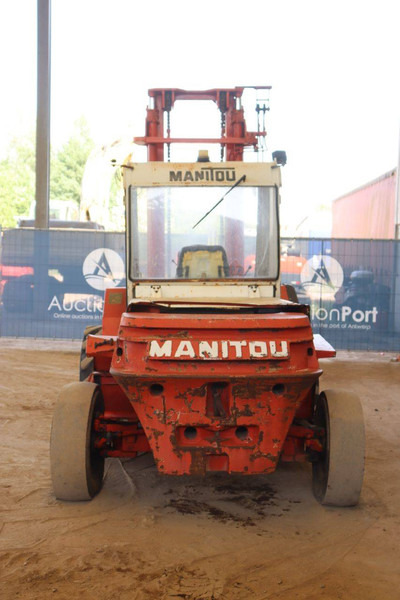 Manitou - رافعة شوكية للأرض الوعرة: صورة 5 Manitou - رافعة شوكية للأرض الوعرة: صورة 5