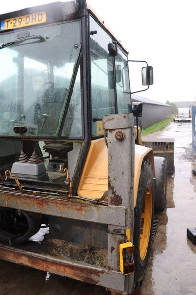 Massey Ferguson 860 - جرافة حفار: صورة 5 Massey Ferguson 860 - جرافة حفار: صورة 5