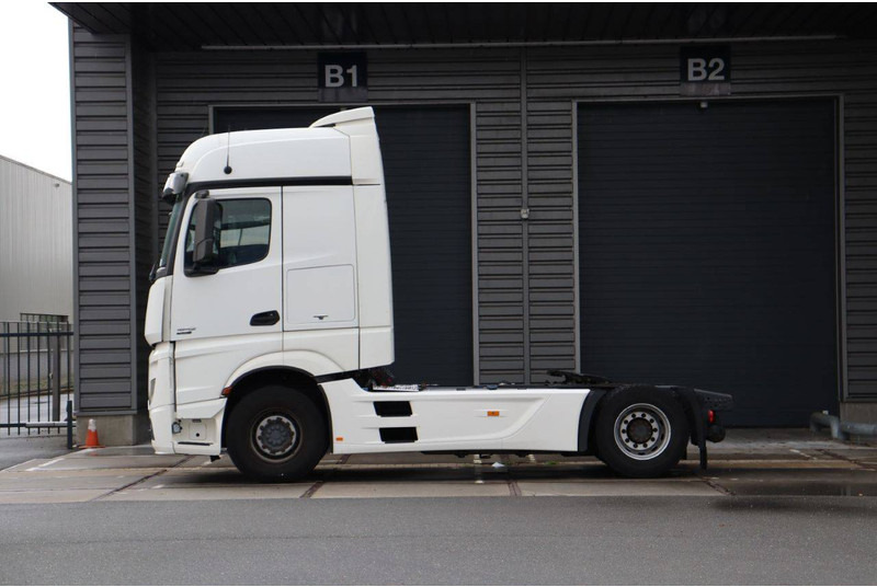 Mercedes-Benz Actros - شاحنة هيكل كابينة: صورة 2 Mercedes-Benz Actros - شاحنة هيكل كابينة: صورة 2