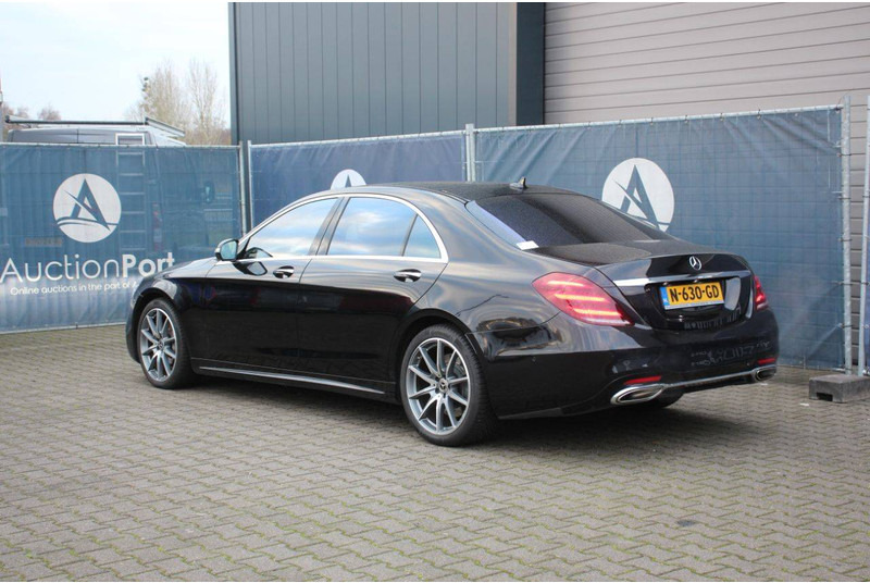Mercedes-Benz S-Klasse 560 4MATIC - سيدان: صورة 3 Mercedes-Benz S-Klasse 560 4MATIC - سيدان: صورة 3
