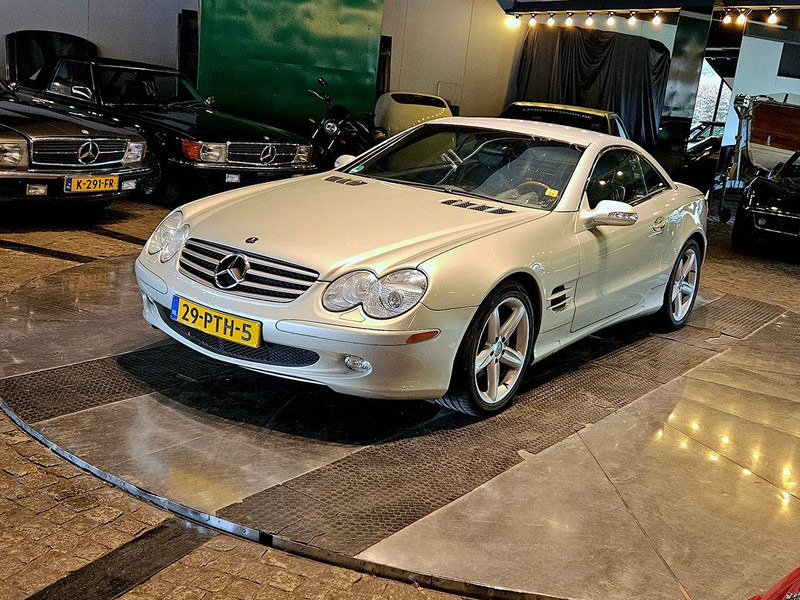 Mercedes-Benz SL-Klasse (R2xx) _ 500 - سيدان: صورة 1 Mercedes-Benz SL-Klasse (R2xx) _ 500 - سيدان: صورة 1
