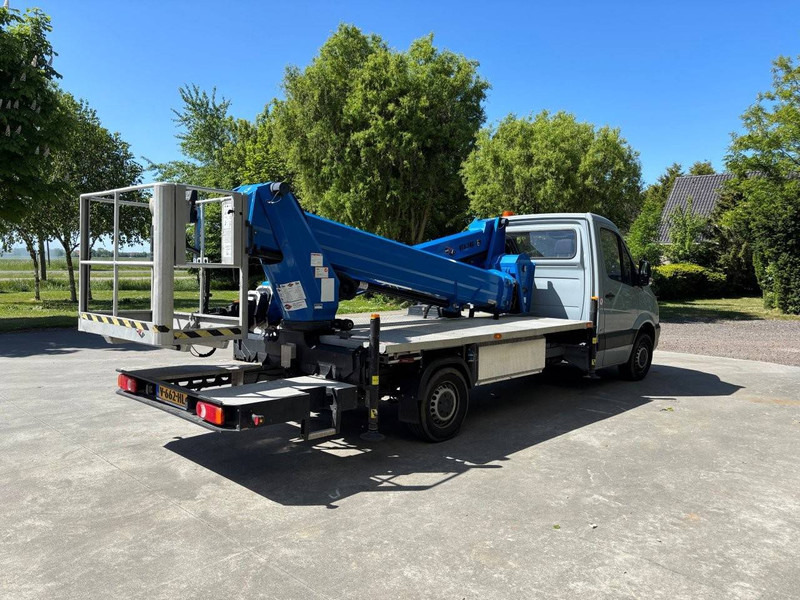 Mercedes-Benz Sprinter - منصة تلسكوبية محمولة على شاحنة: صورة 5 Mercedes-Benz Sprinter - منصة تلسكوبية محمولة على شاحنة: صورة 5