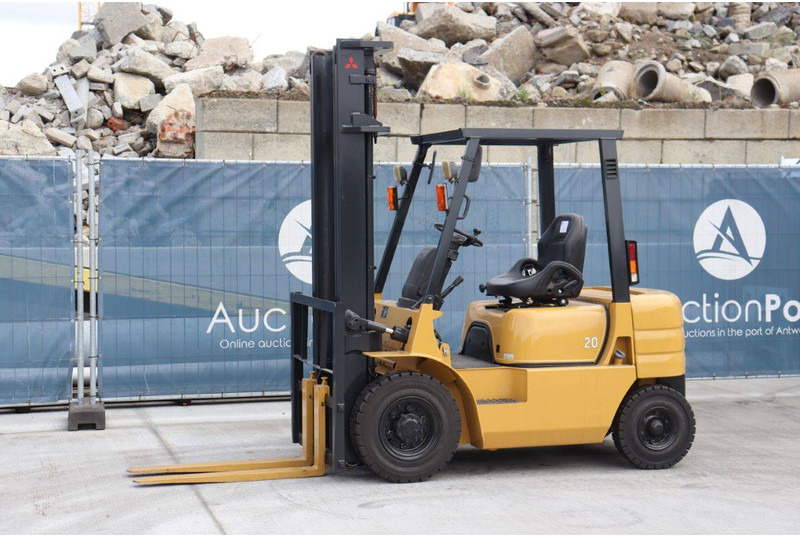Mitsubishi FG20T - رافعة شوكية: صورة 1 Mitsubishi FG20T - رافعة شوكية: صورة 1