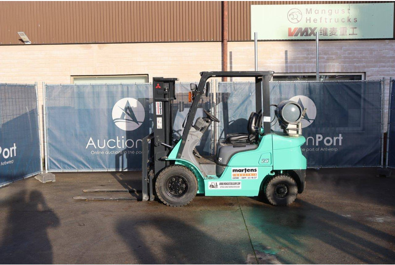 Mitsubishi FGE25T - رافعة شوكية تعمل بالغاز: صورة 2 Mitsubishi FGE25T - رافعة شوكية تعمل بالغاز: صورة 2