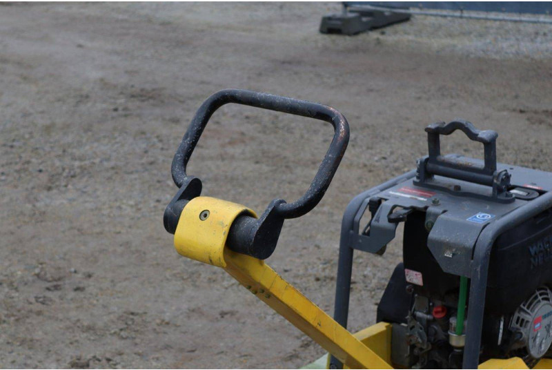 لوحة اهتزازية Neuson DPU3050: صورة 18
