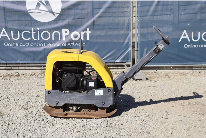 Neuson L6400 - لوحة اهتزازية: صورة 2 Neuson L6400 - لوحة اهتزازية: صورة 2