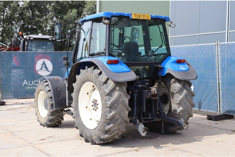 New Holland TL90 - جرار: صورة 4 New Holland TL90 - جرار: صورة 4