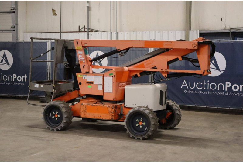 Niftylift HR12DE - شاحنة ذراع مفصلي: صورة 4 Niftylift HR12DE - شاحنة ذراع مفصلي: صورة 4