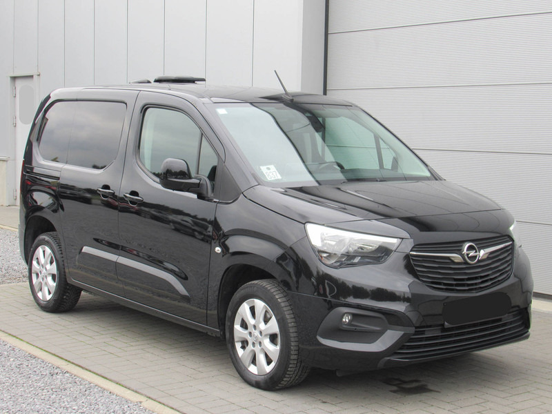 Opel Combo 1.5 D Automatic - فان: صورة 4 Opel Combo 1.5 D Automatic - فان: صورة 4