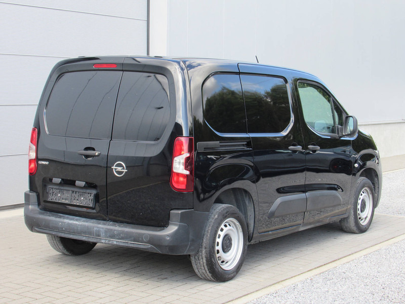 Opel Combo 1.5 D - فان: صورة 3 Opel Combo 1.5 D - فان: صورة 3