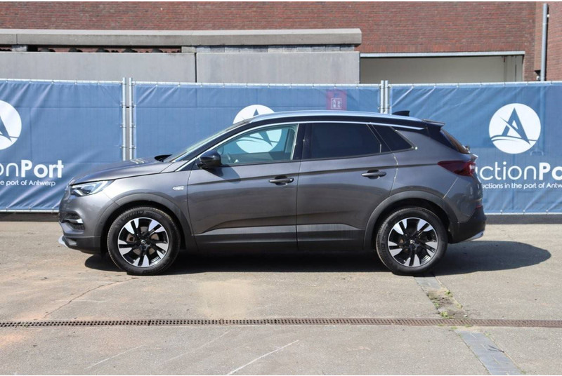 Opel Grandland Ultimate - سيارة دفع رباعي: صورة 2 Opel Grandland Ultimate - سيارة دفع رباعي: صورة 2
