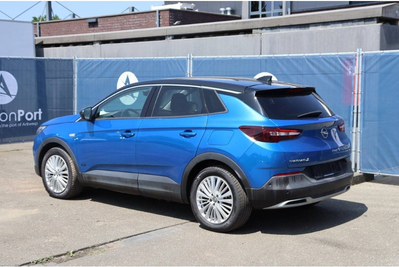 Opel Grandland X innovation - سيارة دفع رباعي: صورة 4 Opel Grandland X innovation - سيارة دفع رباعي: صورة 4