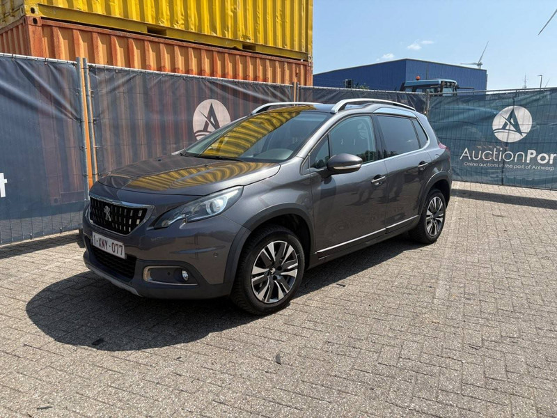 Peugeot 2008 SUV - سيارة دفع رباعي: صورة 1 Peugeot 2008 SUV - سيارة دفع رباعي: صورة 1