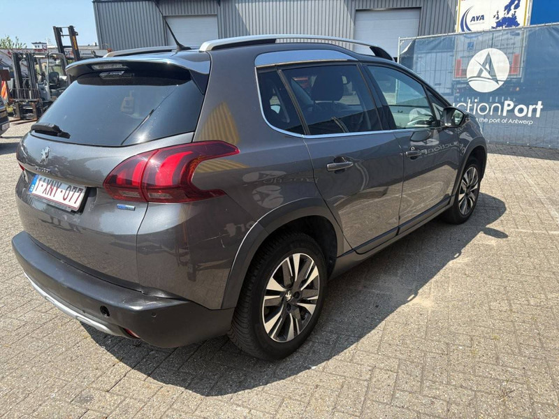 Peugeot 2008 SUV - سيارة دفع رباعي: صورة 5 Peugeot 2008 SUV - سيارة دفع رباعي: صورة 5