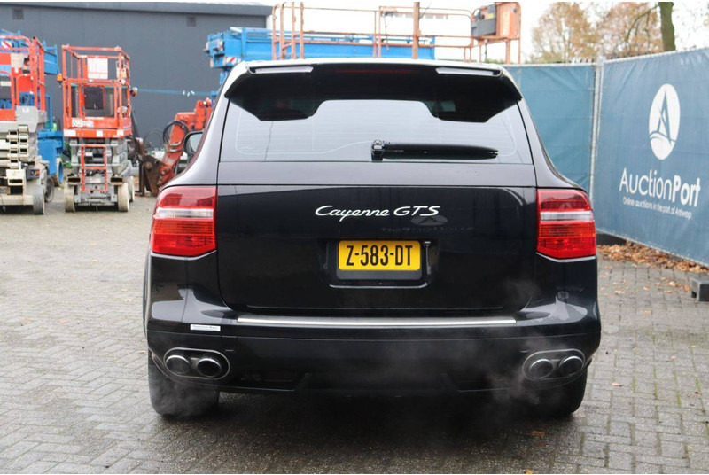 Porsche CAYENNE GT S - سيارة دفع رباعي: صورة 5 Porsche CAYENNE GT S - سيارة دفع رباعي: صورة 5