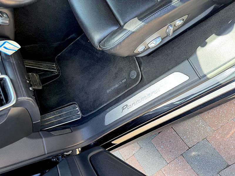 Porsche Panamera 3.0 V6 Diesel - سيدان: صورة 5 Porsche Panamera 3.0 V6 Diesel - سيدان: صورة 5