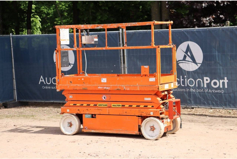 Skyjack SJ III - 3220 - رافعة هيدروليكية مقصية: صورة 3 Skyjack SJ III - 3220 - رافعة هيدروليكية مقصية: صورة 3
