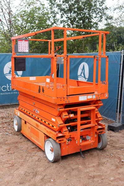 Skyjack SJ4626 - رافعة هيدروليكية مقصية: صورة 4 Skyjack SJ4626 - رافعة هيدروليكية مقصية: صورة 4