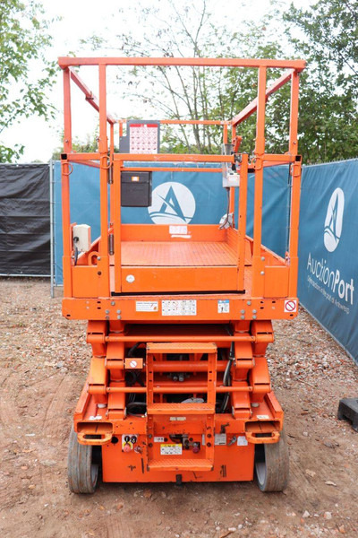 Skyjack SJ4626 - رافعة هيدروليكية مقصية: صورة 5 Skyjack SJ4626 - رافعة هيدروليكية مقصية: صورة 5
