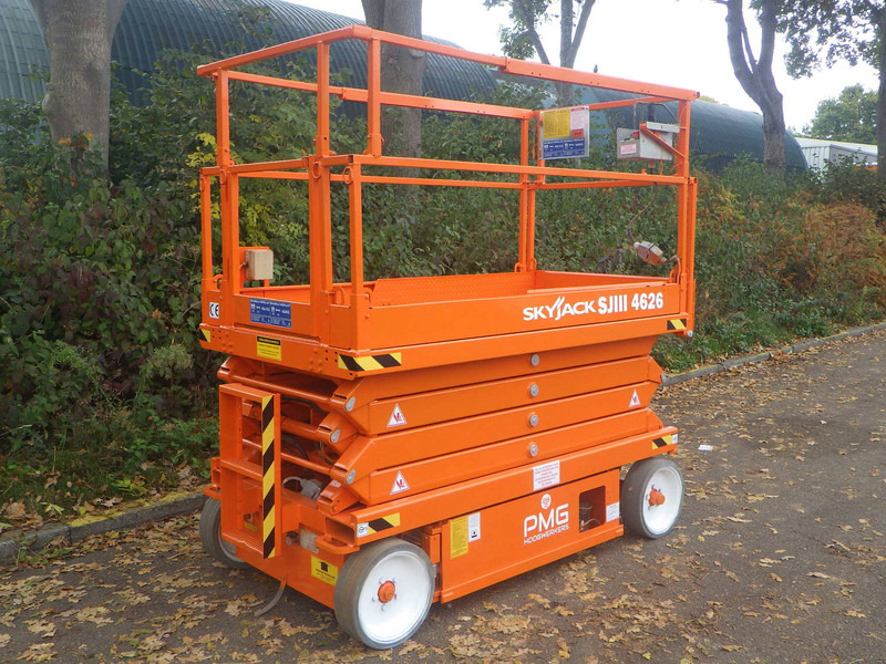 Skyjack SJ4626 - رافعة هيدروليكية مقصية: صورة 3 Skyjack SJ4626 - رافعة هيدروليكية مقصية: صورة 3