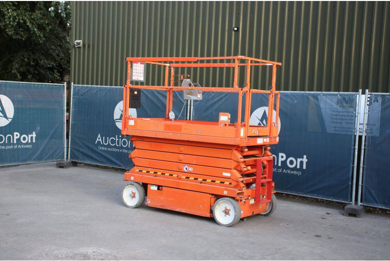 Skyjack SJ4632 - رافعة هيدروليكية مقصية: صورة 3 Skyjack SJ4632 - رافعة هيدروليكية مقصية: صورة 3