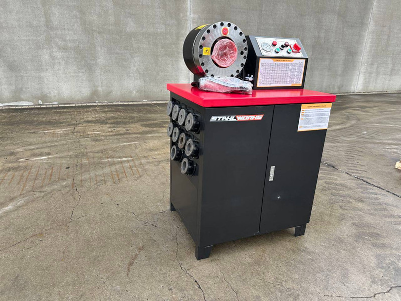 Stahlwerk SW-51 - بطارية: صورة 1 Stahlwerk SW-51 - بطارية: صورة 1