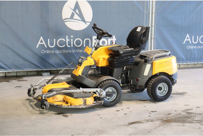 Stiga Park Pro 540 IX - جزازة أعشاب الحدائق: صورة 1 Stiga Park Pro 540 IX - جزازة أعشاب الحدائق: صورة 1