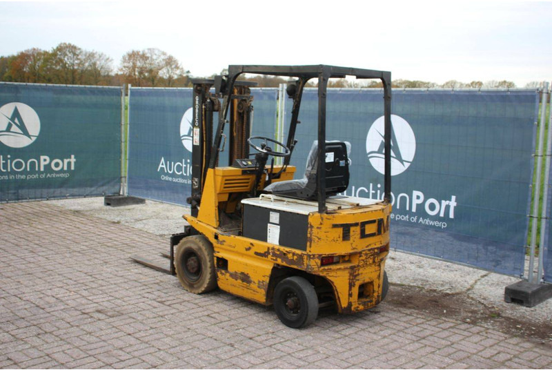 TCM - رافعة شوكية كهربائية: صورة 3 TCM - رافعة شوكية كهربائية: صورة 3