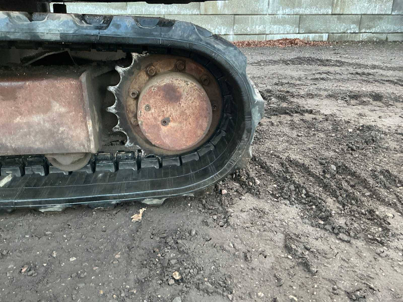 حفار زحاف Takeuchi TB045: صورة 15