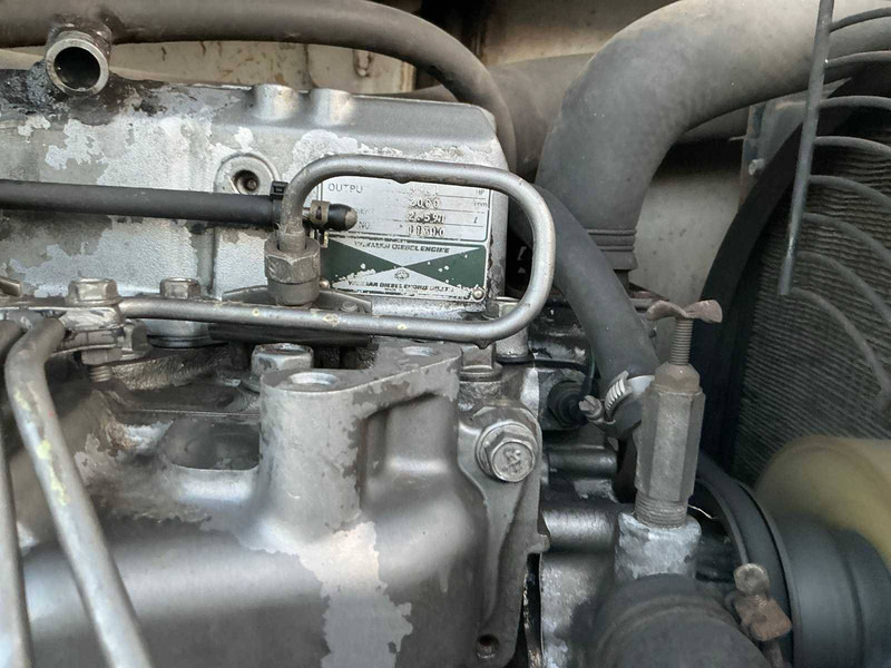 حفار زحاف Takeuchi TB045: صورة 13