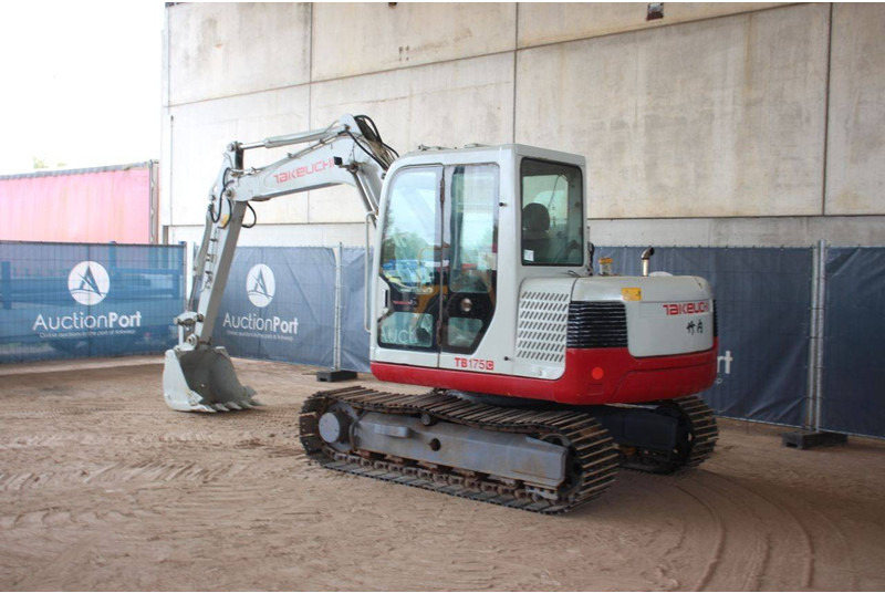 Takeuchi TB175C - حفار زحاف: صورة 3 Takeuchi TB175C - حفار زحاف: صورة 3