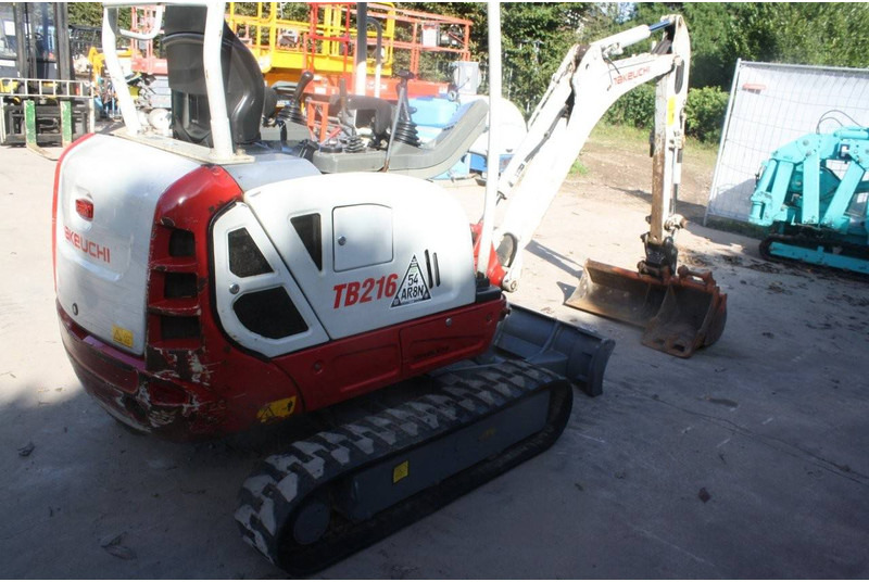 Takeuchi TB216 - حفارة مُصَّغرة: صورة 4 Takeuchi TB216 - حفارة مُصَّغرة: صورة 4