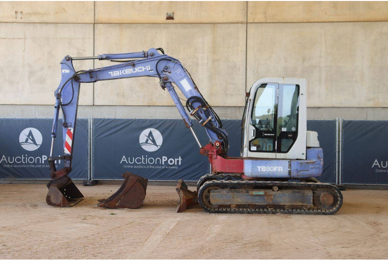 Takeuchi TB80FR - حفار زحاف: صورة 2 Takeuchi TB80FR - حفار زحاف: صورة 2