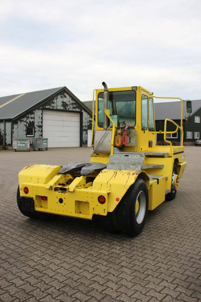 Terberg YT182 - جرار المحطة: صورة 5 Terberg YT182 - جرار المحطة: صورة 5