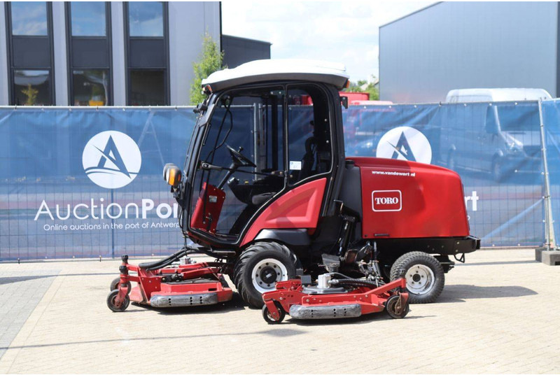 Toro Groundsmaster 4010-D - جزازة أعشاب الحدائق: صورة 3 Toro Groundsmaster 4010-D - جزازة أعشاب الحدائق: صورة 3