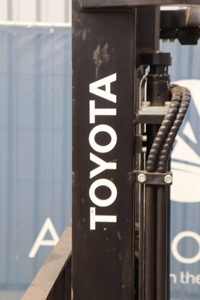 رافعة شوكية كهربائية Toyota 8FBEK18T: صورة 15