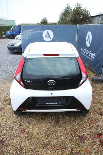 Toyota Aygo - سيدان: صورة 4 Toyota Aygo - سيدان: صورة 4