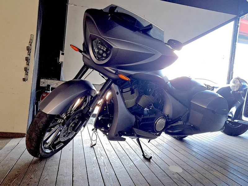 Victory Magnum X-1 - دراجة نارية: صورة 1 Victory Magnum X-1 - دراجة نارية: صورة 1