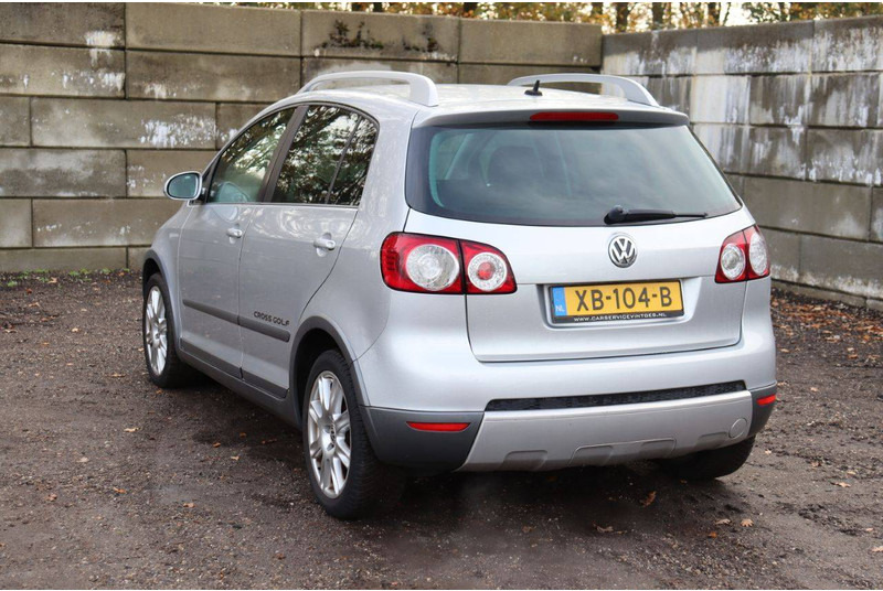 Volkswagen Golf Plus - سيدان: صورة 4 Volkswagen Golf Plus - سيدان: صورة 4