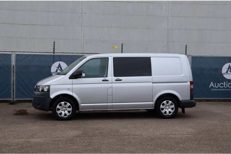 Volkswagen Transporter T5 - فان: صورة 1 Volkswagen Transporter T5 - فان: صورة 1