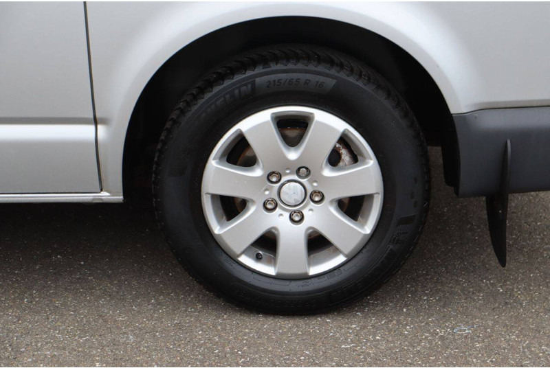فان Volkswagen Transporter T5: صورة 14