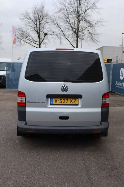 Volkswagen Transporter T5 - فان: صورة 5 Volkswagen Transporter T5 - فان: صورة 5