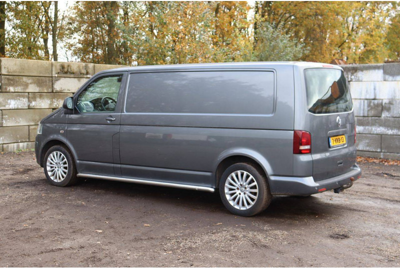 Volkswagen Transporter - فان: صورة 3 Volkswagen Transporter - فان: صورة 3