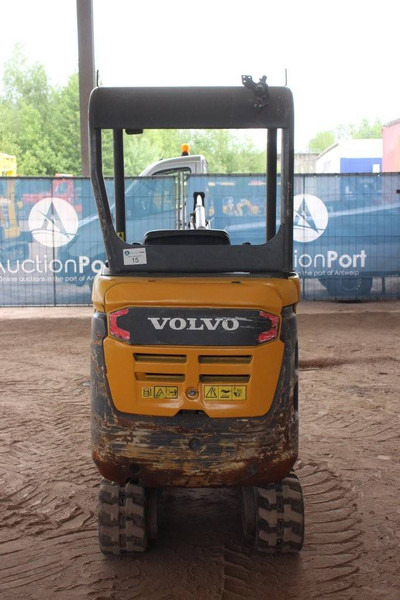 Volvo EC15D - حفارة مُصَّغرة: صورة 4 Volvo EC15D - حفارة مُصَّغرة: صورة 4