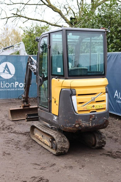 Volvo EC18C - حفارة مُصَّغرة: صورة 4 Volvo EC18C - حفارة مُصَّغرة: صورة 4