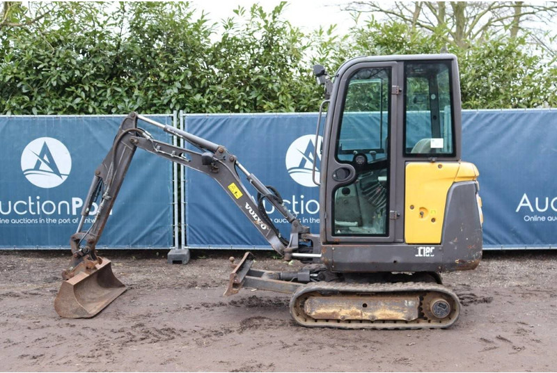 Volvo EC18C - حفارة مُصَّغرة: صورة 2 Volvo EC18C - حفارة مُصَّغرة: صورة 2