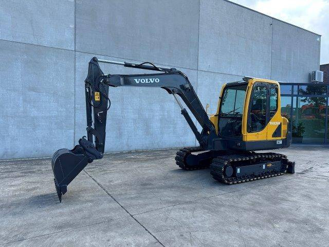 Volvo EC55B - حفار زحاف: صورة 1 Volvo EC55B - حفار زحاف: صورة 1
