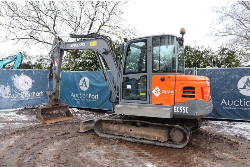 Volvo EC55C - حفار زحاف: صورة 3 Volvo EC55C - حفار زحاف: صورة 3