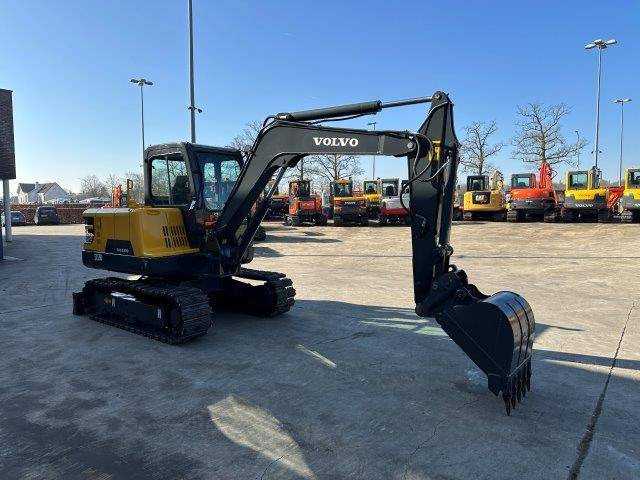 Volvo EC55D - حفار زحاف: صورة 3 Volvo EC55D - حفار زحاف: صورة 3